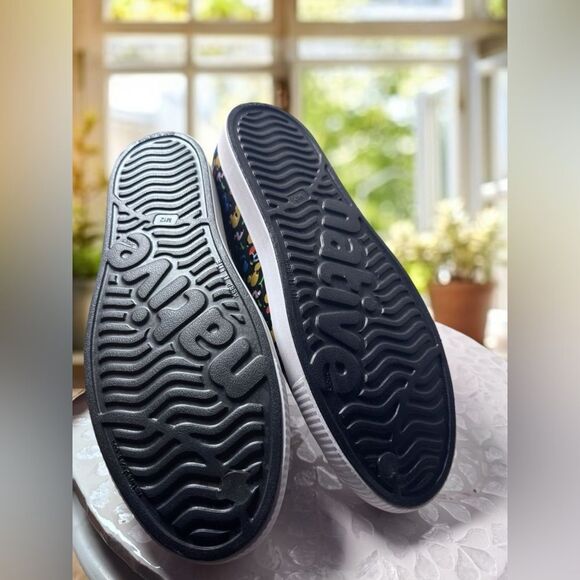 NATIVE Shoes Disney Parks Mickey Mouse UNISEX Adult Mens 12 Womens 14 - Picture 6 of 16